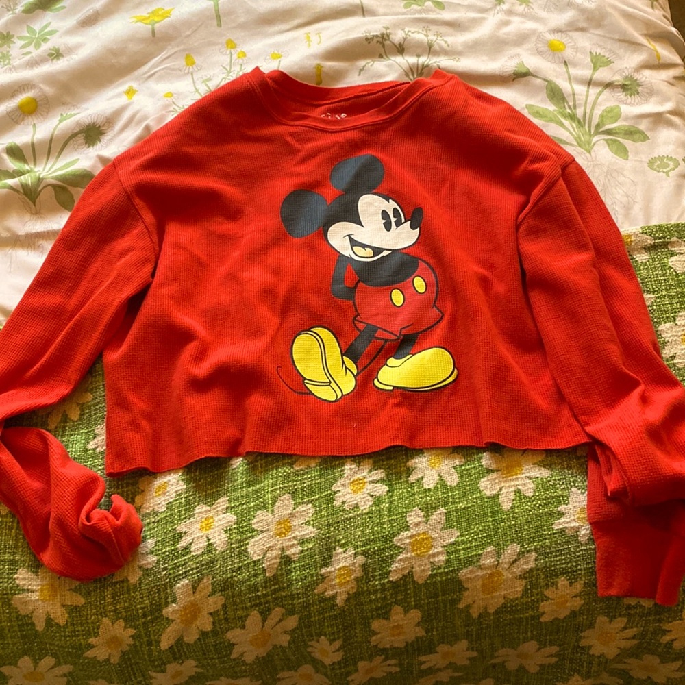 ✨Red Classic Mickey Mouse Cropped Sweater✨